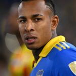 Utilice este título ¿estarías de acuerdo con la vuelta de Sebastián Villa? y cree en base a ese titulo original un titulo nuevo, preciso, comprensible y que no pierda relacion con el titulo original. Necesito que me devuelvas solo y nada mas que el titulo nuevo.