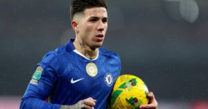 Chelsea sancionó a Enzo Fernández y su agente, Javier Pastore, apunta contra el club inglés: “Es completamente injusto”