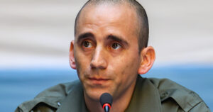 Después de pasar más de un año preso en Venezuela, el gendarme Nahuel Gallo demanda al régimen de Nicolás Maduro