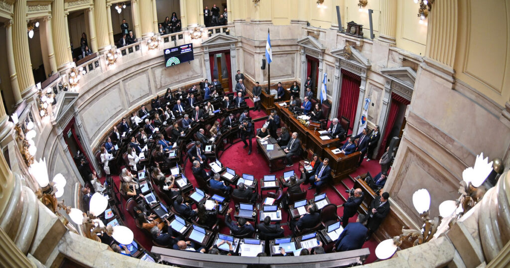 El Gobierno envió al Senado el proyecto para pagar US$ 171 millones a fondos buitre, pero tendrá solo 10 días para aprobarlo