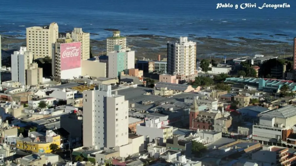Hoy en Comodoro se pronostica una máxima de 20°C. El cielo estará nublado y continuará el viento