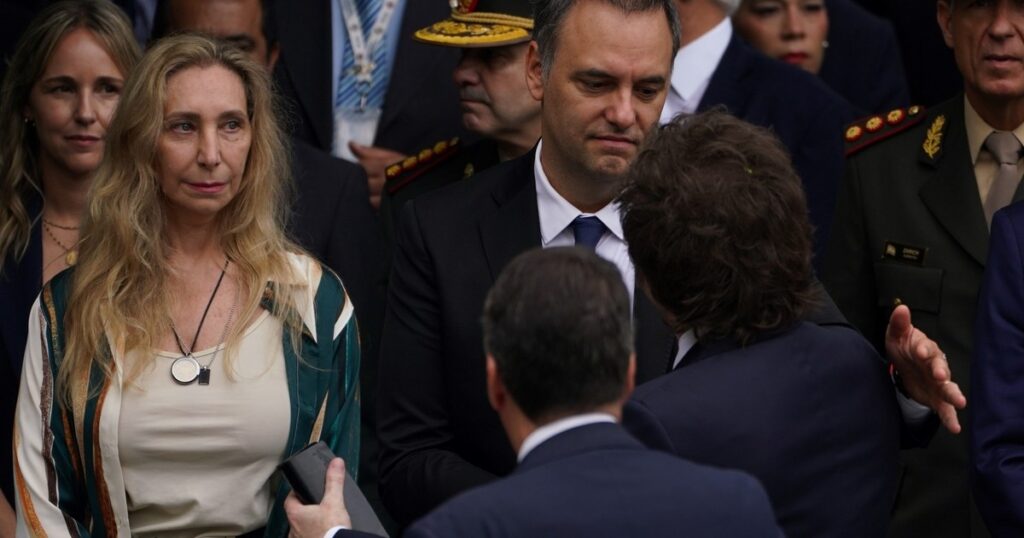 Investigan otra hipoteca privada para Adorni, por US$ 100.000, y citan a declarar a las cuatro prestamistas