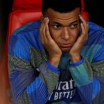 Utilice este título Kylian Mbappé ante sus fantasmas en Champions League, el torneo maldito que se le negó nueve veces y cree en base a ese titulo original un titulo nuevo, preciso, comprensible y que no pierda relacion con el titulo original. Necesito que me devuelvas solo y nada mas que el titulo nuevo.