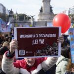 Utilice este título La Iglesia le “suplicó” al ministro de Salud que regularice y aumente el pago de las prestaciones a las personas con discapacidad y cree en base a ese titulo original un titulo nuevo, preciso, comprensible y que no pierda relacion con el titulo original. Necesito que me devuelvas solo y nada mas que el titulo nuevo.