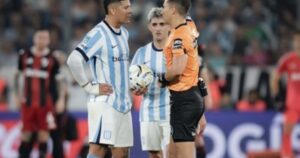 La dura sanción para Marcos Rojo tras la catarata de insultos al árbitro Zunino en el clásico de Racing vs River