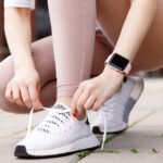 Utilice este título Para qué sirven los agujeros extra en el calzado deportivo y cree en base a ese titulo original un titulo nuevo, preciso, comprensible y que no pierda relacion con el titulo original. Necesito que me devuelvas solo y nada mas que el titulo nuevo.