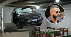 Quiso evitar un robo, atropelló a dos motochorros, su auto quedó incrustado en un bar y lo mataron de un tiro en la cabeza