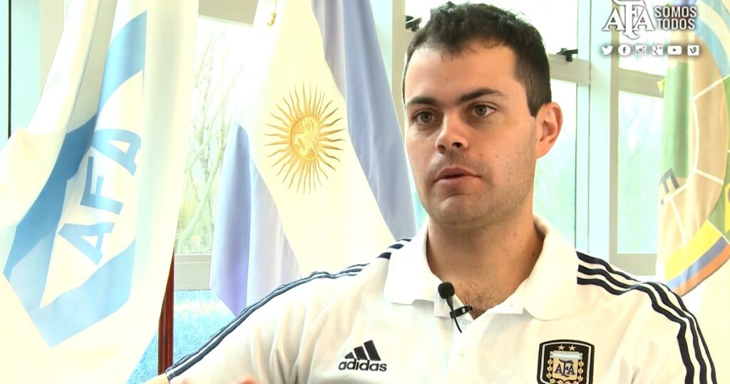 Un árbitro admitió que recibió plata de una empresa vinculada a Pablo Toviggino pero dijo que fue para su programa de radio