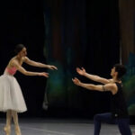 Utilice este título  Versiones encontradas tras la imprevista postergación del exitoso ballet Giselle en la provincia de Córdoba y cree en base a ese titulo original un titulo nuevo, preciso, comprensible y que no pierda relacion con el titulo original. Necesito que me devuelvas solo y nada mas que el titulo nuevo.