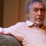 Utilice este título  cómo sigue su salud y por qué suspendieron definitivamente la obra que hacía con Soledad Silveyra y cree en base a ese titulo original un titulo nuevo, preciso, comprensible y que no pierda relacion con el titulo original. Necesito que me devuelvas solo y nada mas que el titulo nuevo.