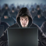 Utilice este título compartían información online para drogar a sus mujeres, dormirlas y luego violarlas y cree en base a ese titulo original un titulo nuevo, preciso, comprensible y que no pierda relacion con el titulo original. Necesito que me devuelvas solo y nada mas que el titulo nuevo.