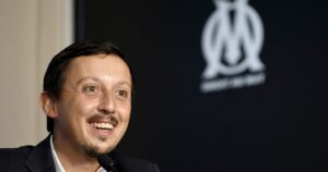 de armar informes con el PC Fútbol a ser presidente de Olympique de Marsella