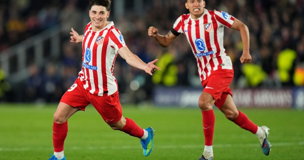 elogios para Julián Alvarez y preocupación por Mastantuono