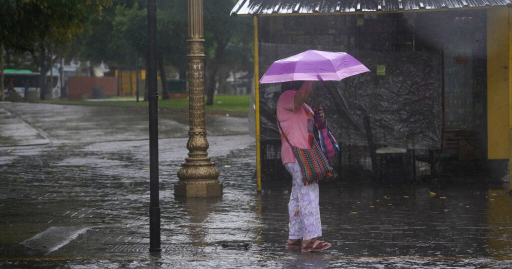 hay alerta amarilla y pronóstico de más agua hasta mañana