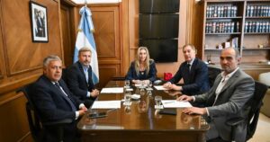 promesas a gobernadores aliados, boleta única y calendario unificado