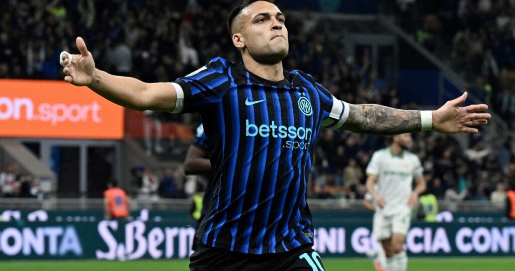 si no se da Julián Álvarez el primer apuntado sería Lautaro Martínez