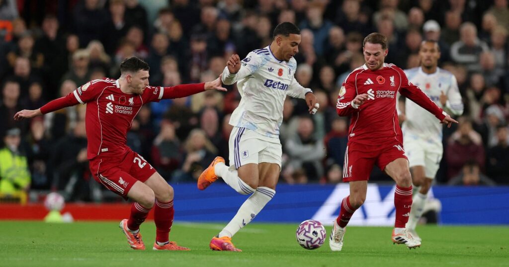 Aston Villa vs Liverpool, por la Premier League, EN VIVO: dónde ver y formaciones