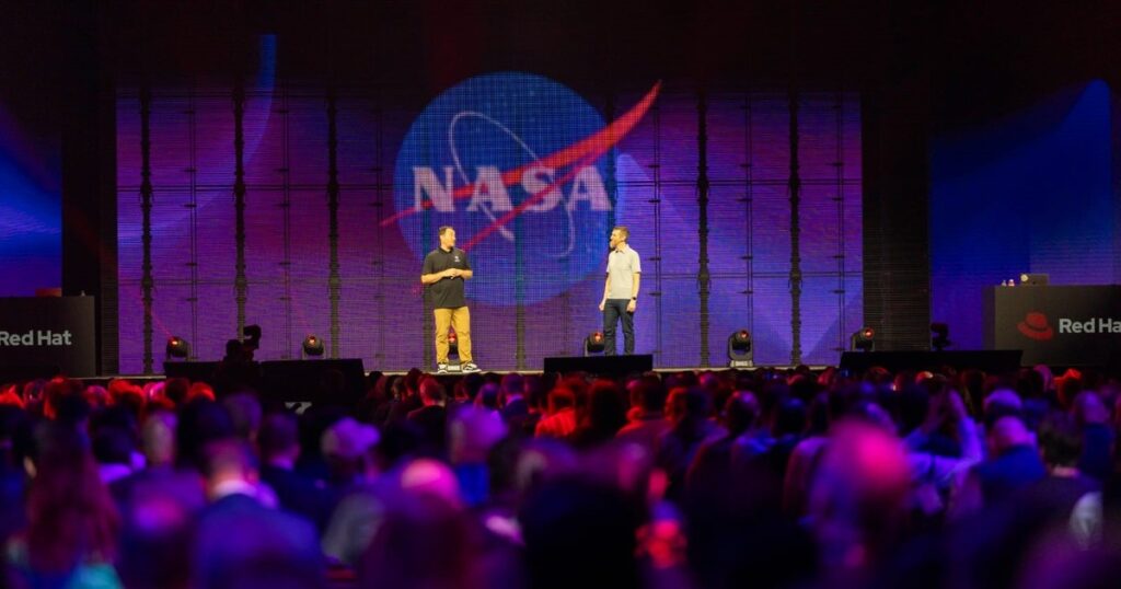 De ARSAT a la NASA, cada vez más empresas migran a sistemas de código abierto
