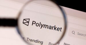 Demandan a un empleado de Google por ganar 1,2 millones de dólares apostando en Polymarket quienes serían los personajes más buscados de 2025