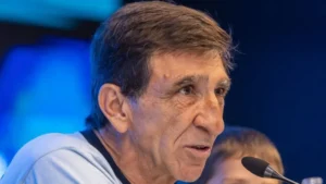 Diego Milito echó a Gustavo Costas y Racing se quedó sin DT