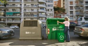 El recorrido de la basura y los servicios gratuitos que ofrece la Ciudad