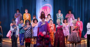 Hairspray, el musical que convirtió a Damián Betular en una revelación actoral y al Coliseo en una fiesta inolvidable