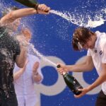 Utilice este título Ignacio Buse fue el inesperado campeón del ATP 500 de Hamburgo y hasta tuvo que pedir ayuda para descorchar el champagne y cree en base a ese titulo original un titulo nuevo, preciso, comprensible y que no pierda relacion con el titulo original. Necesito que me devuelvas solo y nada mas que el titulo nuevo.
