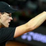 Utilice este título Jannik Sinner superó a Medvedev y jugará la final ante Casper Ruud y cree en base a ese titulo original un titulo nuevo, preciso, comprensible y que no pierda relacion con el titulo original. Necesito que me devuelvas solo y nada mas que el titulo nuevo.