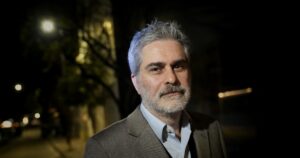 "La democracia sufre con Milei como sufrió con Cristina"