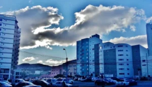 Para hoy se prevé inestabilidad climática y vientos intensos en la región costera