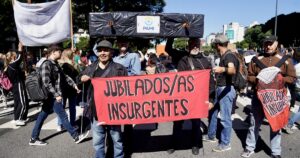 Una auditoría del PAMI detectó un esquema de sobreprecios en prestaciones oftalmológicas