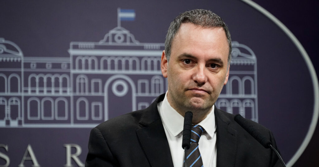 el Gobierno reabre la sala de periodistas y se espera que Manuel Adorni hable en conferencia de prensa