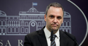 el Gobierno reabre la sala de periodistas y se espera que Manuel Adorni hable en conferencia de prensa