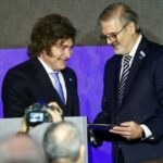Utilice este título  el campo celebró la nueva baja de retenciones anunciada por Javier Milei y cree en base a ese titulo original un titulo nuevo, preciso, comprensible y que no pierda relacion con el titulo original. Necesito que me devuelvas solo y nada mas que el titulo nuevo.