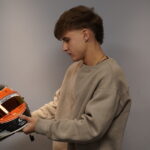 Utilice este título el legado del “Trueno Naranja” de Carlos Pairetti sigue en la pista de la mano de su nieto Santino y cree en base a ese titulo original un titulo nuevo, preciso, comprensible y que no pierda relacion con el titulo original. Necesito que me devuelvas solo y nada mas que el titulo nuevo.