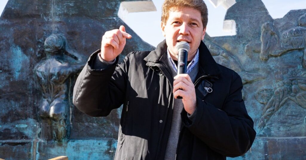 la Legislatura derogó el veto del gobernador que defendía la reforma y ahora definirá la justicia