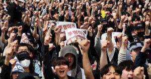 trabajadores de chips de Samsung amenazaron con un paro histórico y consiguieron un bono de 300 mil dólares