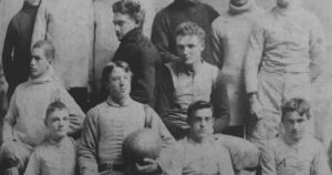 Charles Ives y la experiencia de llevar una final de fútbol americano a una partitura
