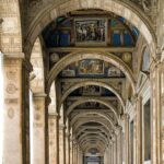 Utilice este título El Vaticano restaurará con láser la obra maestra de Rafael y cree en base a ese titulo original un titulo nuevo, preciso, comprensible y que no pierda relacion con el titulo original. Necesito que me devuelvas solo y nada mas que el titulo nuevo.