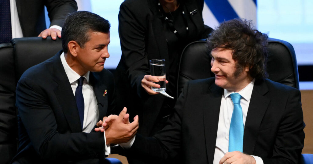 El presidente participará de la cumbre de jefes de Estado del Mercosur en Paraguay
