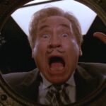 Utilice este título  Mel Brooks, el creador del Super agente 86 y El joven Frankenstein, cumple 100 años y estrena película y cree en base a ese titulo original un titulo nuevo, preciso, comprensible y que no pierda relacion con el titulo original. Necesito que me devuelvas solo y nada mas que el titulo nuevo.