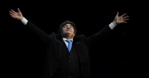 Mientras crece la presión por el caso Adorni, Milei se alista para una nueva gira internacional con otra visita a Madrid