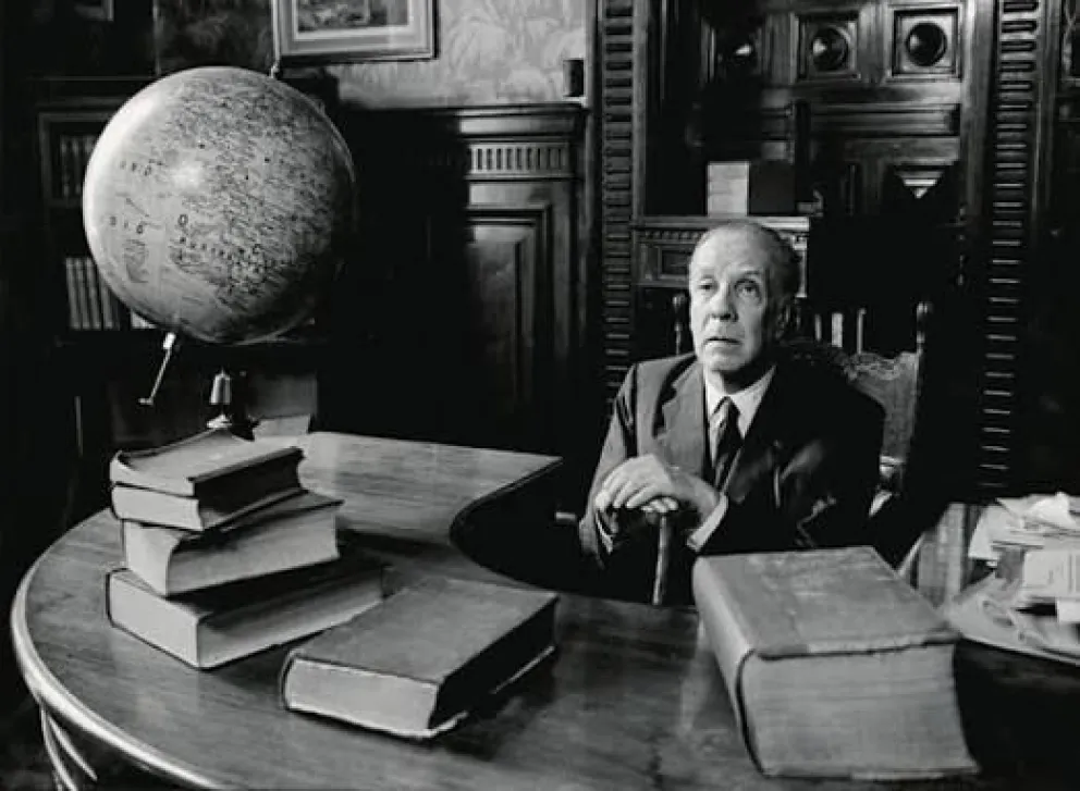 Para Jorge Luis Borges, la frase “Las Malvinas son argentinas” fue culpable de muchas muertes