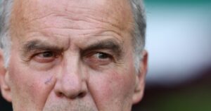 así fue la llegada de Marcelo Bielsa a Montevideo tras la prematura y dolorosa eliminación de Uruguay del Mundial 2026