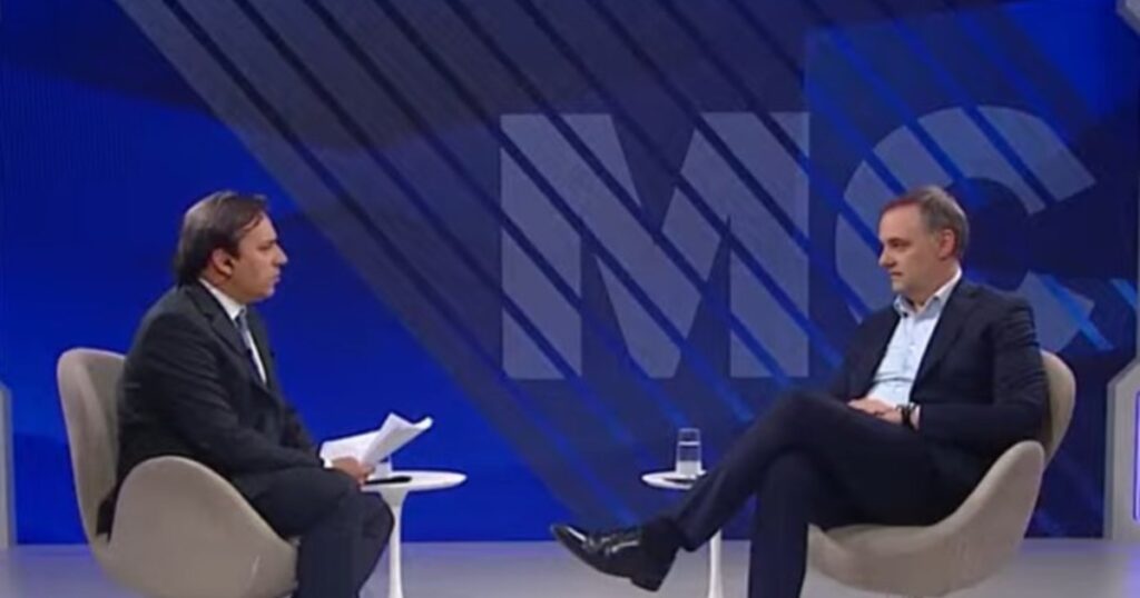 las 10 frases más fuertes de Adorni tras presentar su declaración jurada