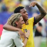Utilice este título le ganó a Alemania 2-1 y se clasificó a la próxima ronda del Mundial 2026 y cree en base a ese titulo original un titulo nuevo, preciso, comprensible y que no pierda relacion con el titulo original. Necesito que me devuelvas solo y nada mas que el titulo nuevo.