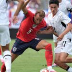 Utilice este título lo salvó un cabezazo magistral de Harry Kane y cree en base a ese titulo original un titulo nuevo, preciso, comprensible y que no pierda relacion con el titulo original. Necesito que me devuelvas solo y nada mas que el titulo nuevo.