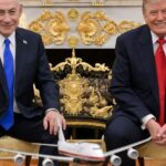 Utilice este título Benjamin Netanyahu y Donald Trump buscaron limar asperezas en el primer encuentro desde el inicio de la guerra en Oriente Medio y cree en base a ese titulo original un titulo nuevo, preciso, comprensible y que no pierda relacion con el titulo original. Necesito que me devuelvas solo y nada mas que el titulo nuevo.