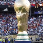 Utilice este título Con cinco argentinos en la lista, eligen a los mejores jugadores del Mundial 2026 y lanzan una votación para el once ideal y cree en base a ese titulo original un titulo nuevo, preciso, comprensible y que no pierda relacion con el titulo original. Necesito que me devuelvas solo y nada mas que el titulo nuevo.