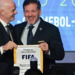 Utilice este título Conmebol rompió el silencio sobre el proyecto de privatización del Mundial, pero evitó enfrentarse con la FIFA y cree en base a ese titulo original un titulo nuevo, preciso, comprensible y que no pierda relacion con el titulo original. Necesito que me devuelvas solo y nada mas que el titulo nuevo.
